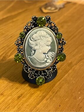 Large green peridot cameo ring adjustable green rhinestones 2”